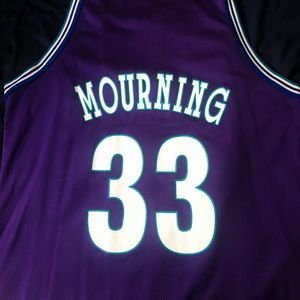 CLASSIC CHARLOTTE HORNETS ALONZO MOURNING JERSEY